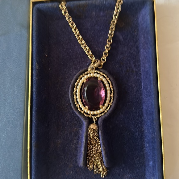 VINTAGE AVON  purple stone on long gold-filled  chain - Picture 2 of 7